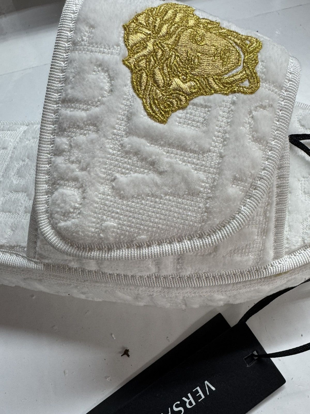 Versace VERSACE MEDUSA EMBROIDERED SLIPPERS Size US 10 / EU 43 - 2 Thumbnail