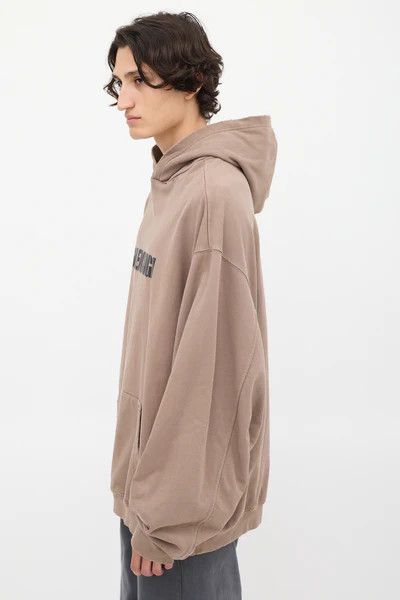 Balenciaga o1in1g1124 Dup / Destroyed Hoodie Oversized in Brown Size US S / EU 44-46 / 1 - 4 Thumbnail