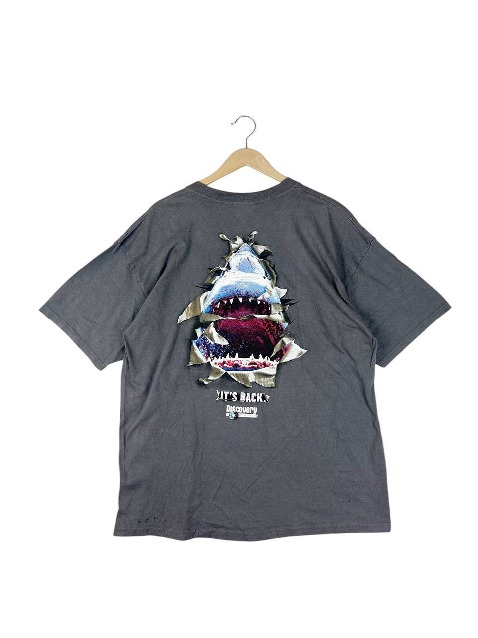 Vintage Vintage Shark Week , It’s Back , Discovery Channel Size US XL / EU 56 / 4 - 1 Thumbnail