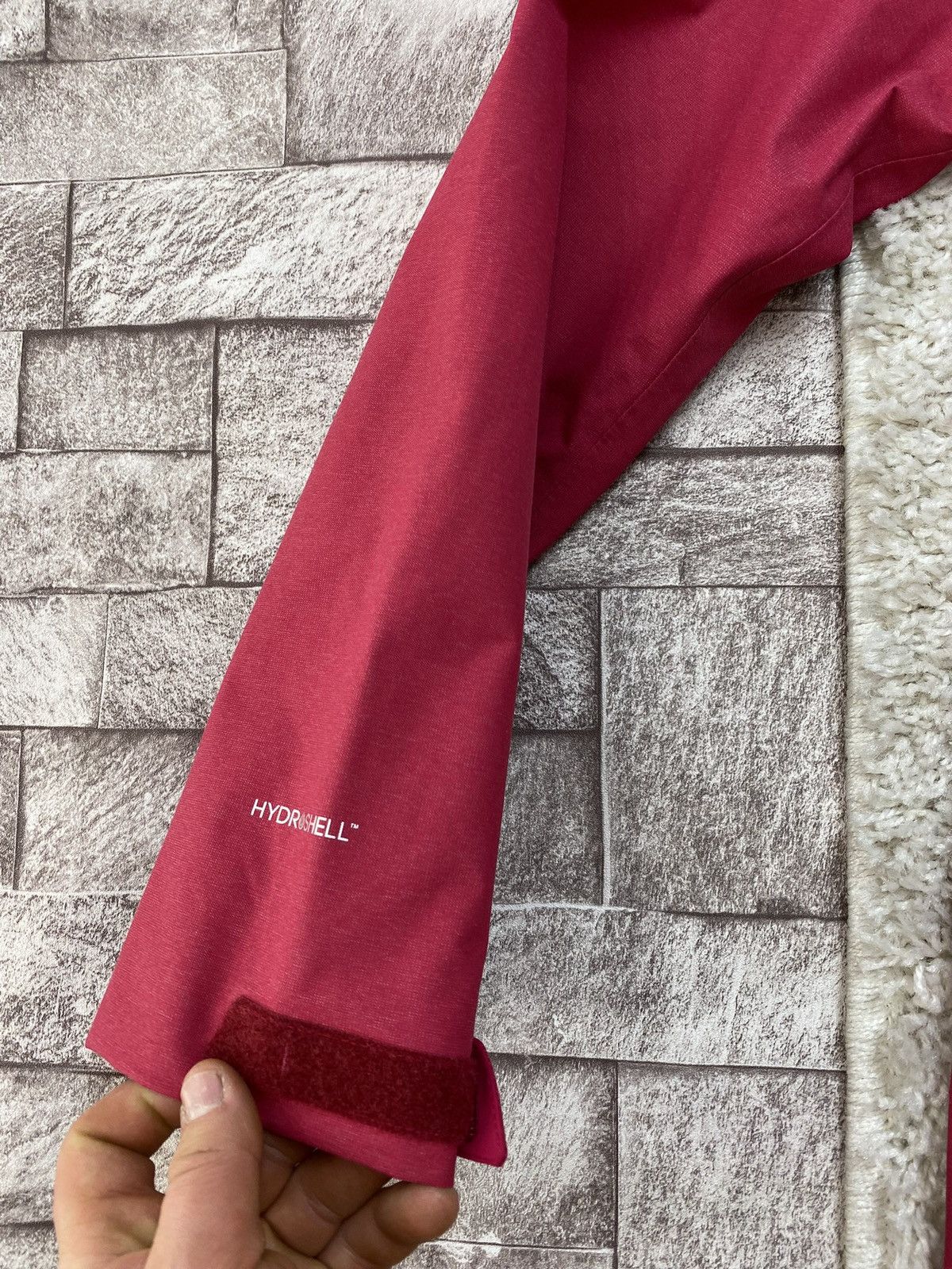 Berghaus × Japanese Brand Berghaus Women's Elara Waterproof Jacket Size S / US 4 / IT 40 - 4 Thumbnail