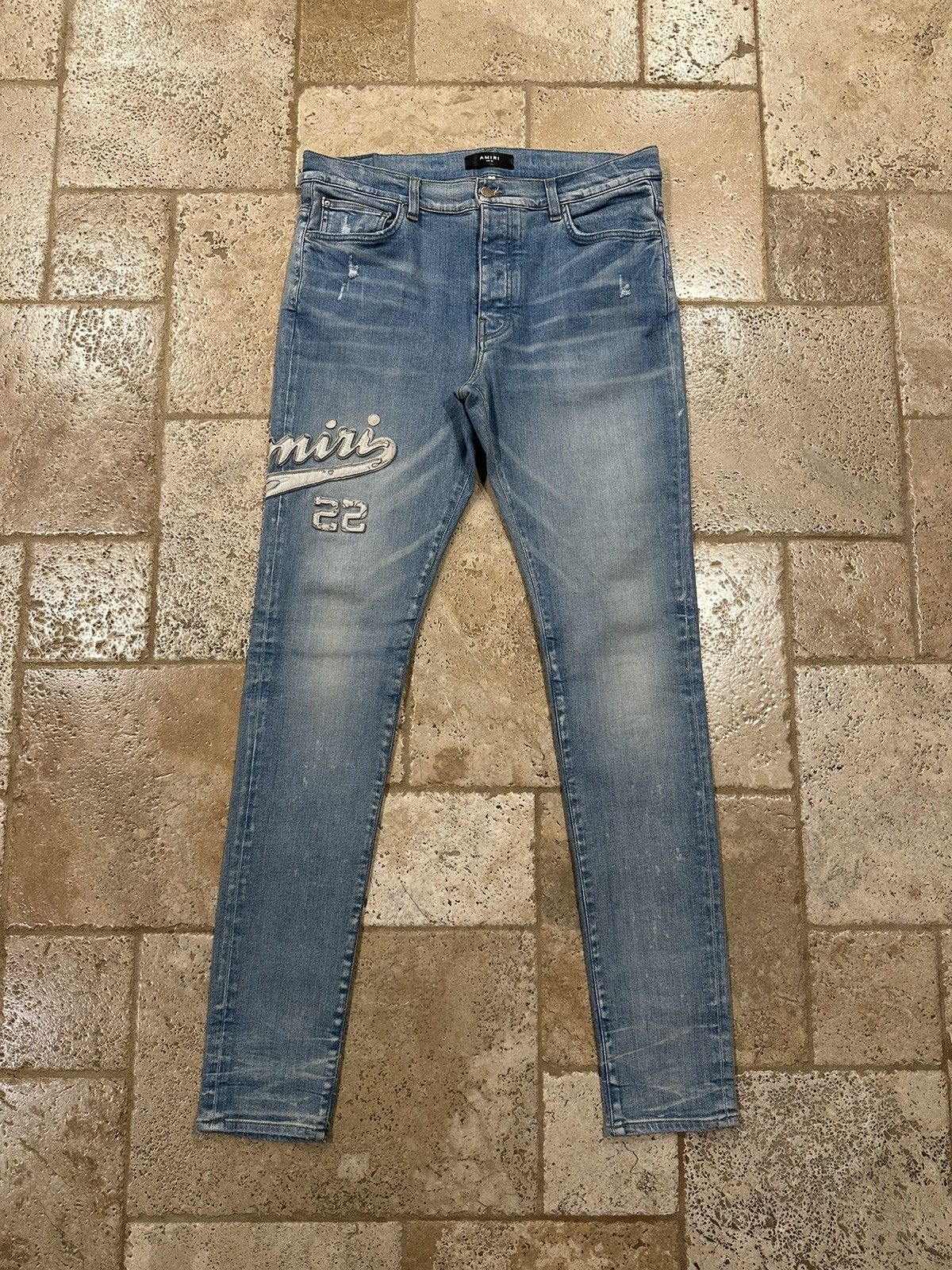 Pre-owned Amiri Varsity 22 Applique Logo Clay Indigo Denim Jeans Patch In Blue