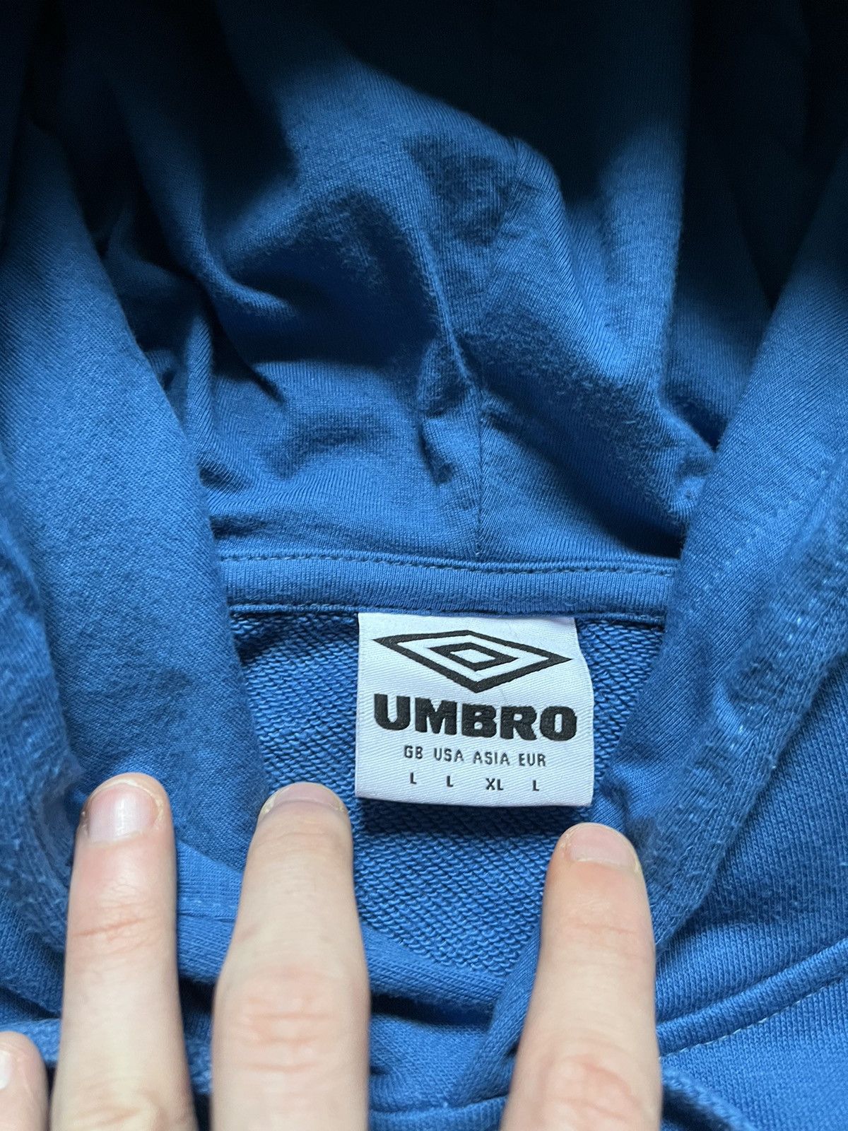 Umbro Vintage Umbro Baggy Hoodie Embroidered Logo Y2K USA Size US L / EU 52-54 / 3 - 5 Thumbnail