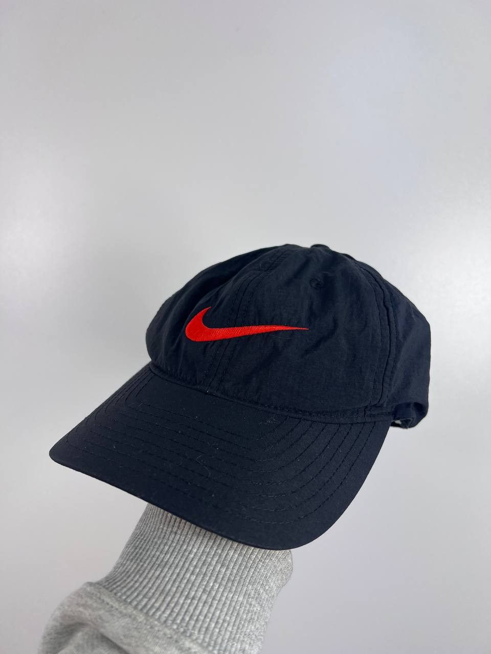 Nike Nike Vintage Swoosh Logo Black Baseball Cap Hat One Size Size ONE SIZE - 1 Thumbnail