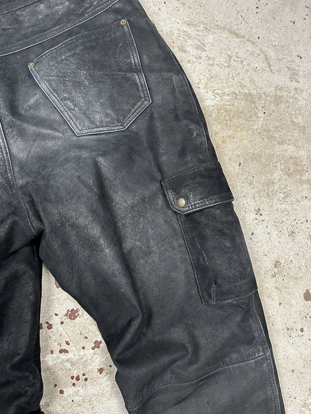 Other Vintage 90s Black Genuine Leather Cargo Baggy Pants Size US 38 / EU 54 - 14 Thumbnail
