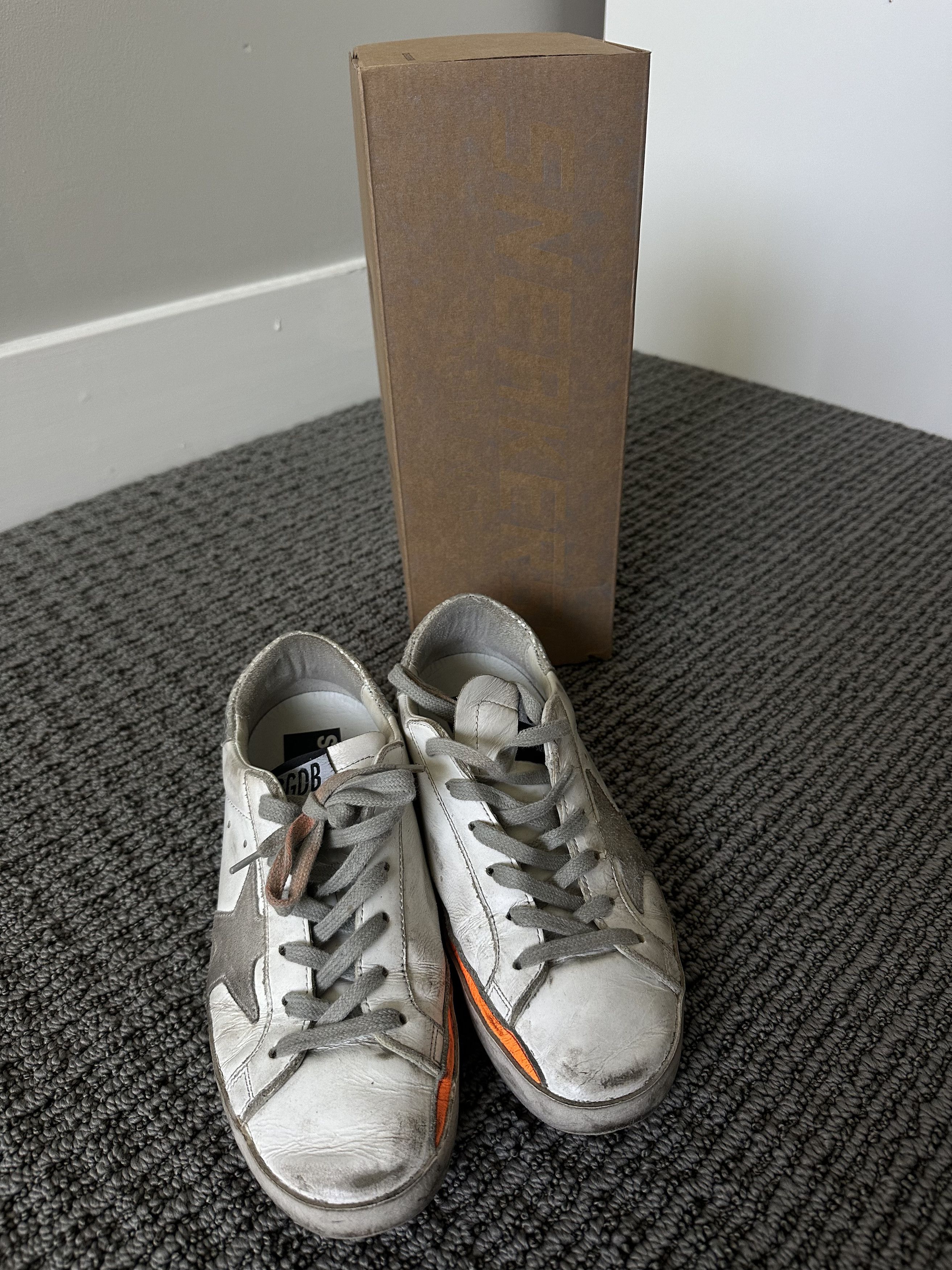 Golden Goose Women's Golden Goose Superstar Sneakers Size US 5 / IT 35 - 1 Thumbnail