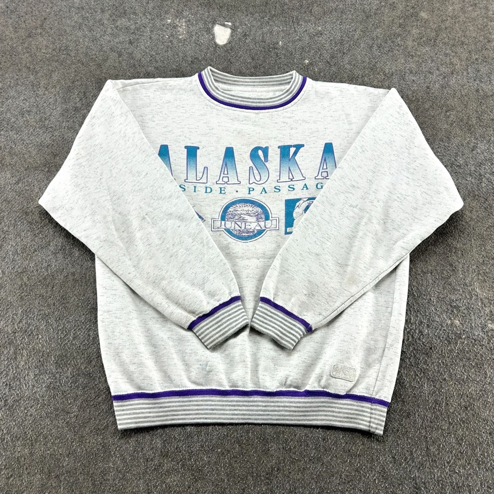 Vintage VINTAGE Gear For Sports Sweatshirt Mens S Gray Fleece Pullover Striped Inside Passage 90s Sweatshirt Pullover Mens S Gray 90s Size US S / EU 44-46 / 1 - 2 Thumbnail