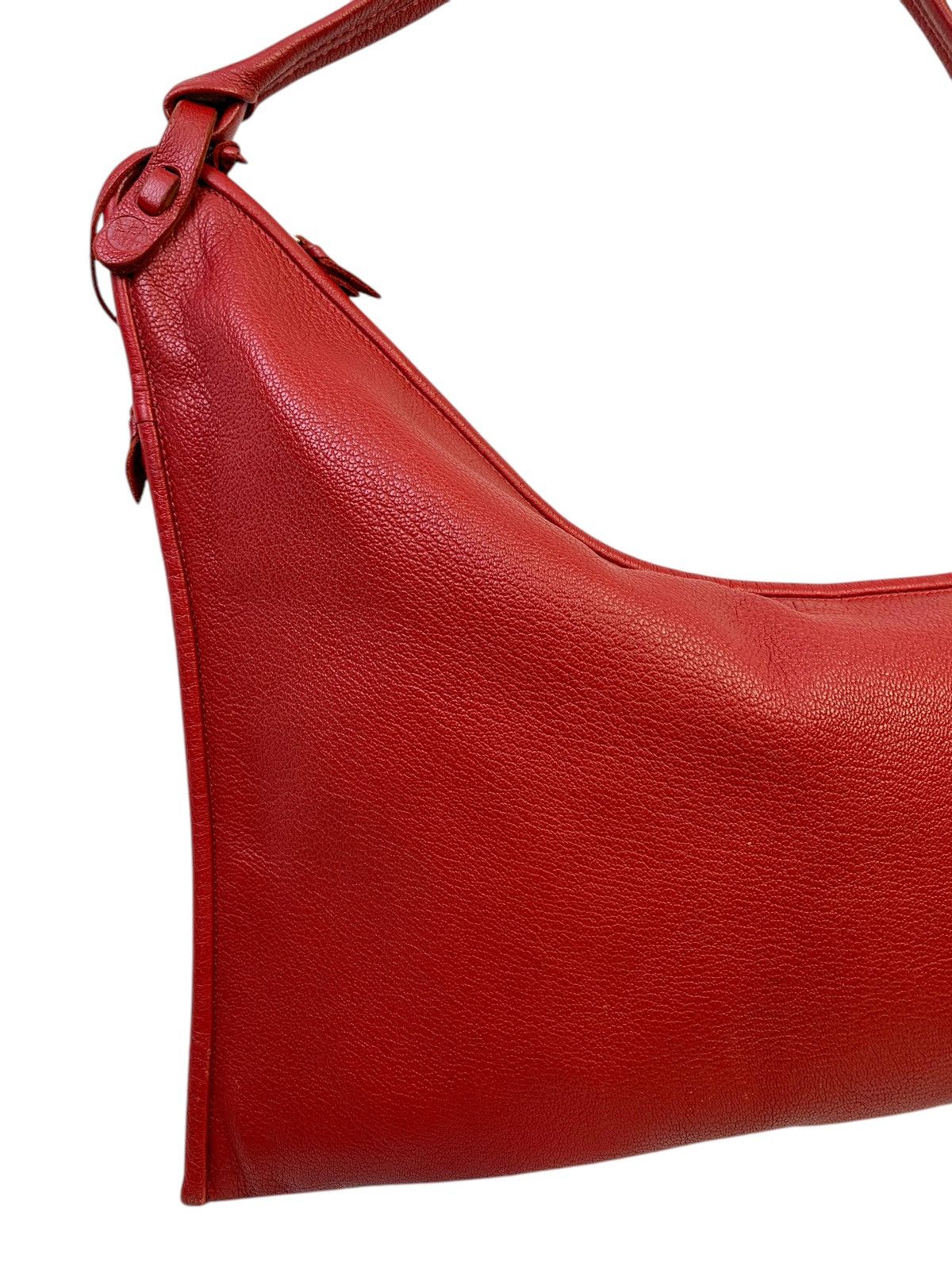 Japanese Brand Maat France Asymetrical Red Leather Shoulder Bag Size ONE SIZE - 4 Thumbnail