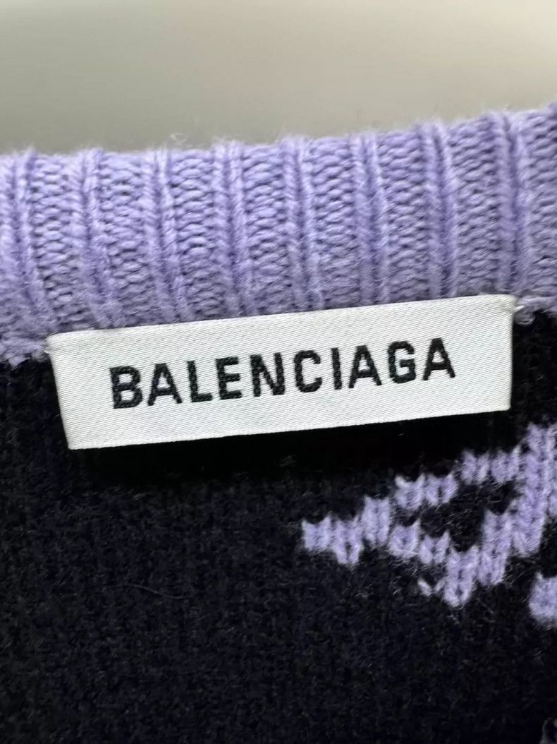 Balenciaga Balenciaga Taro purple bullet screen full letter knitted s Size L / US 10 / IT 46 - 3 Thumbnail