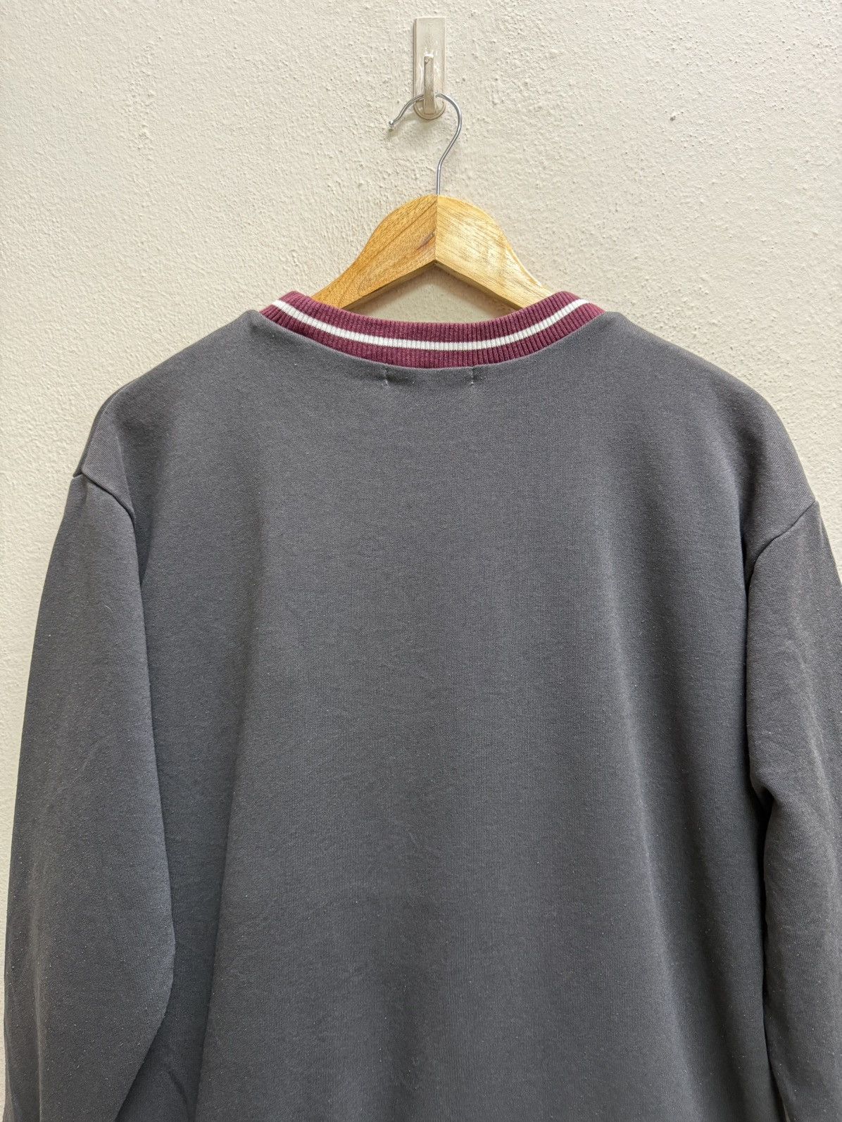 Vintage Vintage Confidence Brown Colar Sweatshirt Size US M / EU 48-50 / 2 - 18 Thumbnail