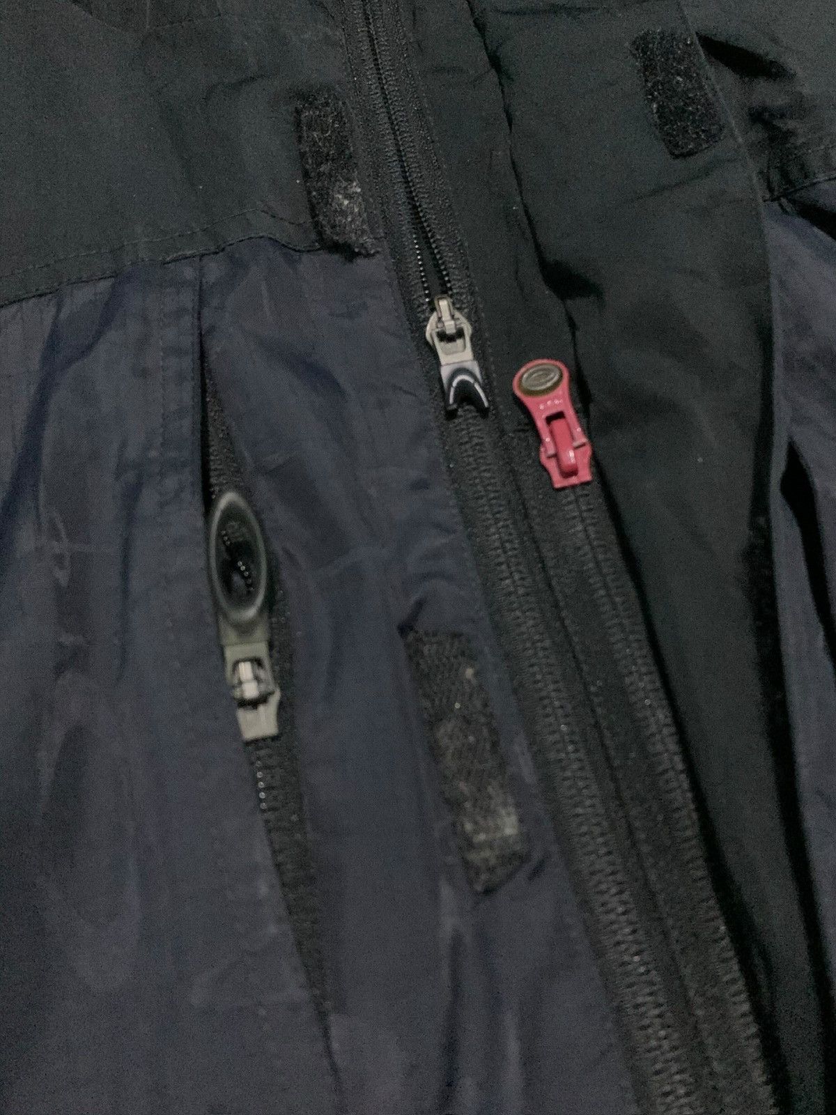 Oakley Oakley Software Nitro Fuel 2 Assymetrical Snowboard Jacket Size US M / EU 48-50 / 2 - 12 Thumbnail