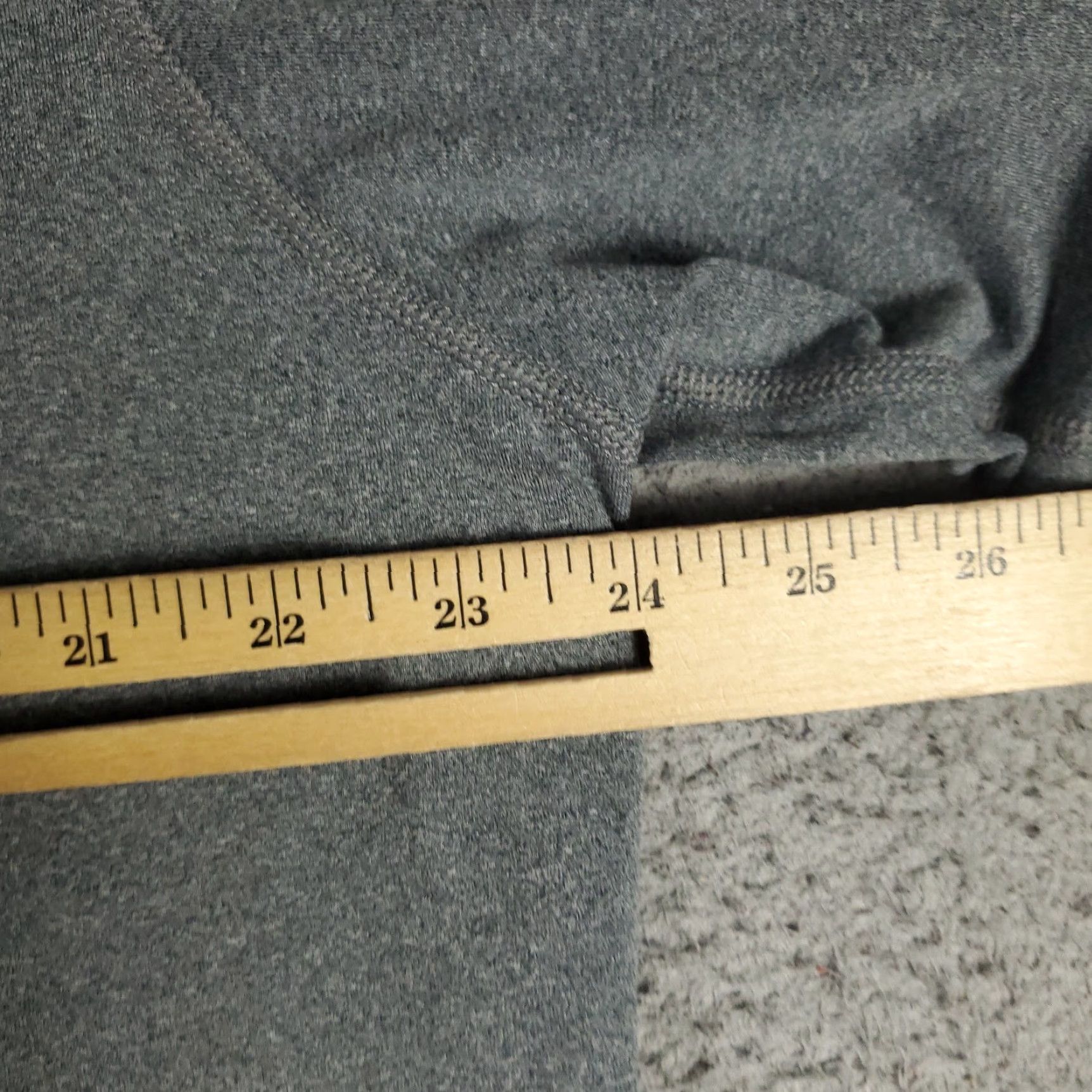 Nike Nike Mens T Shirt XL Gray 1/4 Zip Pullover Long Sleeve Golf Activewear Casual Modern Sports Nike Dri-Fit Mens XL Gray long sleeve pullover 1/4 zip Size US XL / EU 56 / 4 - 7 Thumbnail