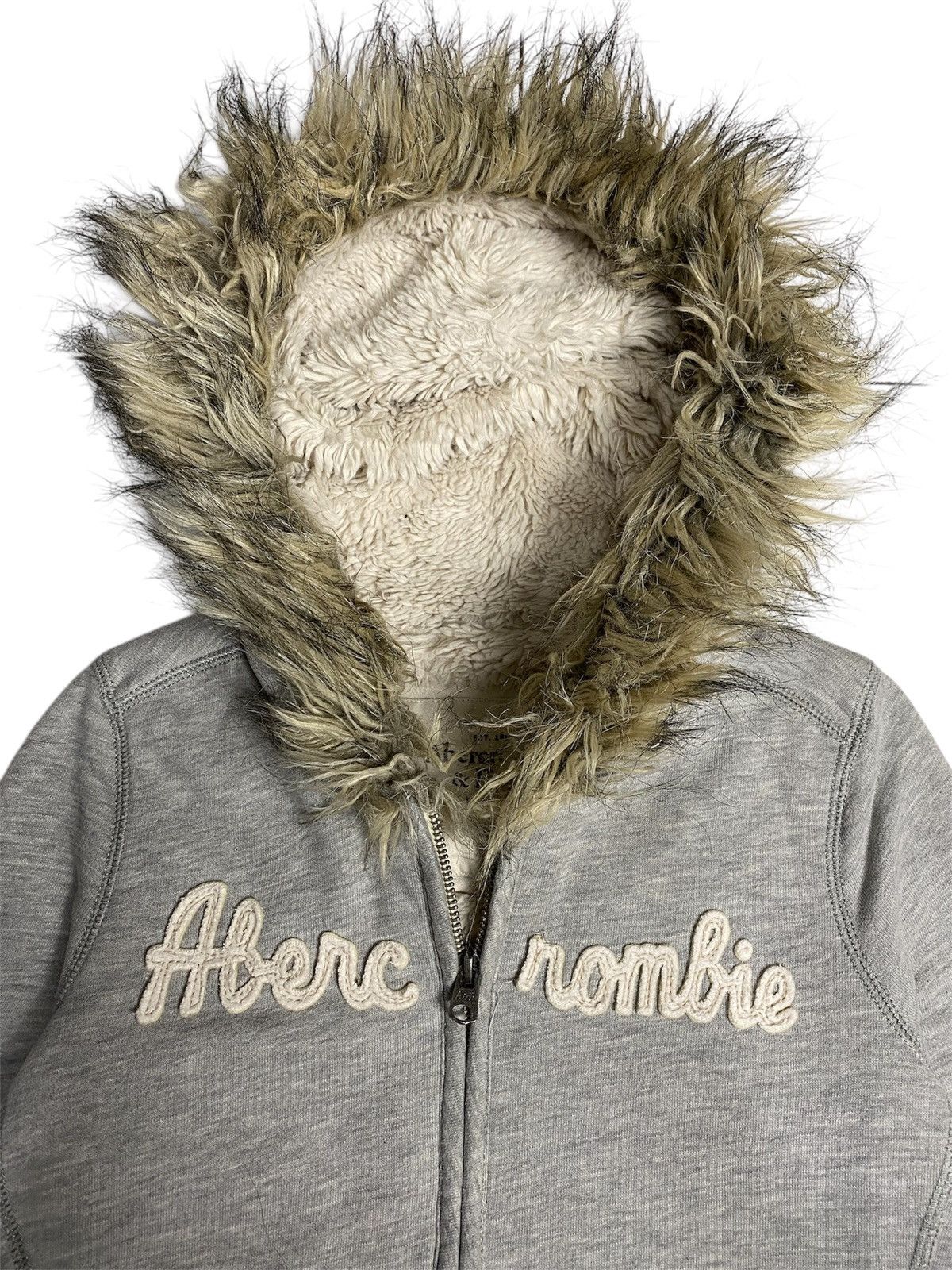 Abercrombie & Fitch ABERCROMBIE FAUXFUR ZIPPER HOODIE Size US XS / EU 42 / 0 - 4 Thumbnail