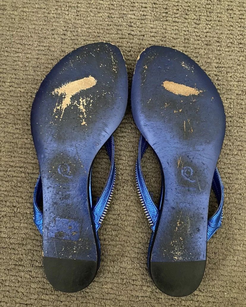 Alexander McQueen Alexander McQueen Electric Blue thong sandals Size US 7.5 / IT 37.5 - 5 Thumbnail