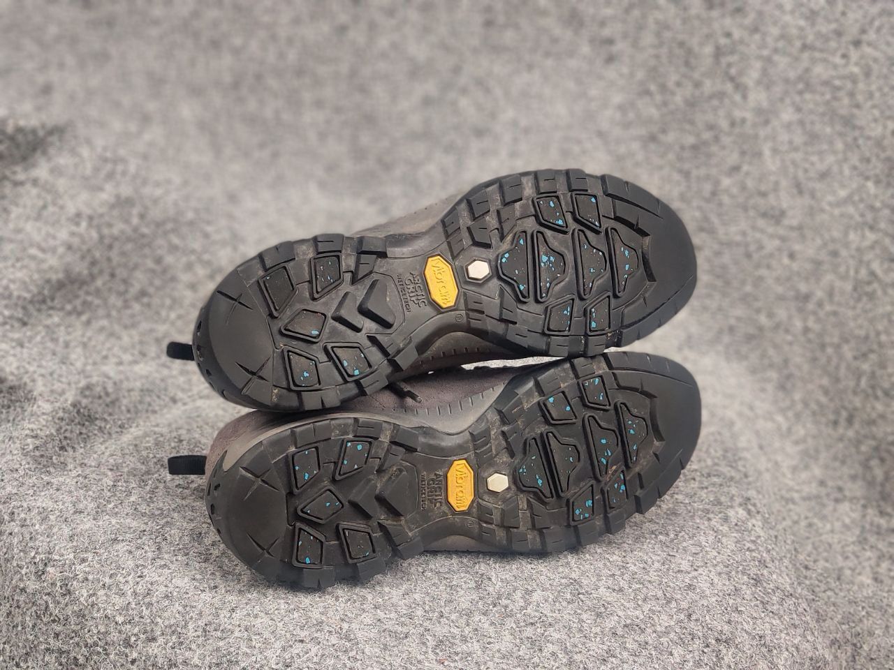 Vibram Scarpa Unisex Mojito City gore tex Sneaker Leather Shoes Size US 6.5 / EU 39-40 - 19 Thumbnail