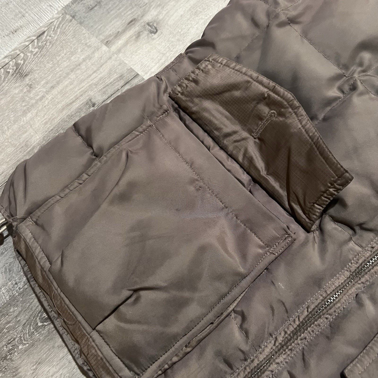Eddie Bauer Eddie Bauer 1942 Yukon Women's Down 550 Vest Fur Collar Size L / US 10 / IT 46 - 4 Thumbnail