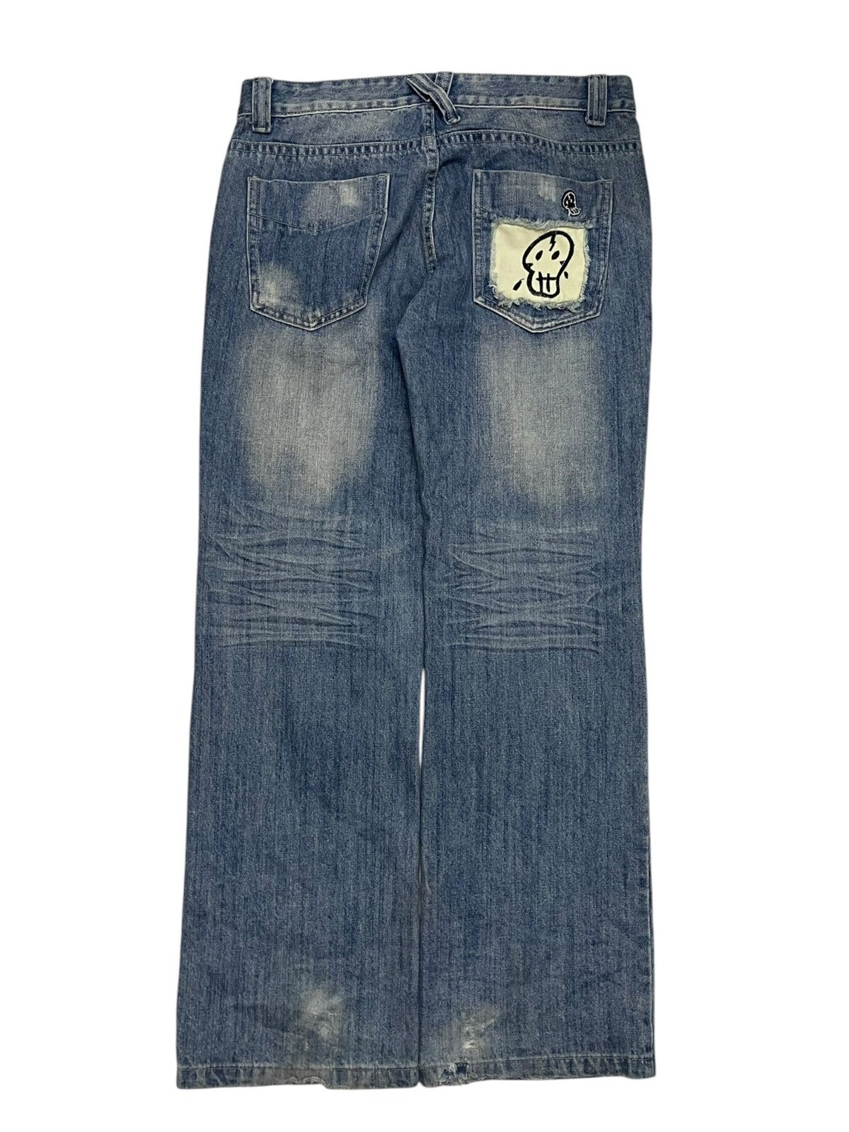 The Unbranded Brand Unbranded Embroidered Skull Distressed Jeans Size US 35 - 1 Thumbnail