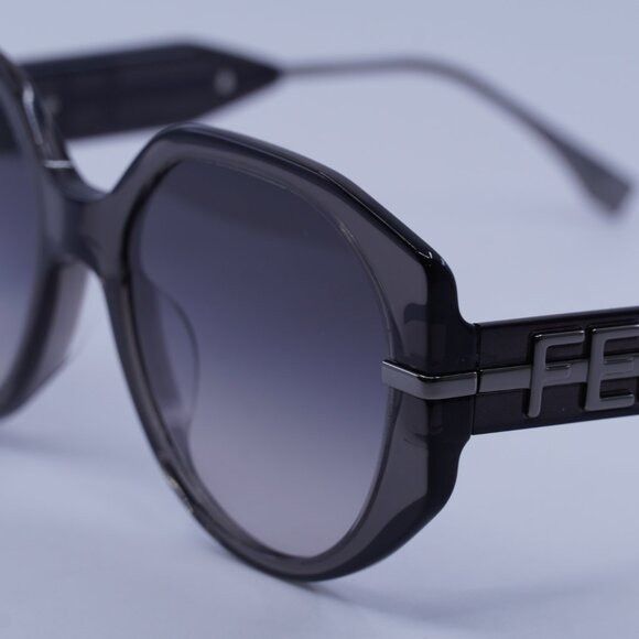 Fendi Fendi FE40083U 20B Sunglasses Shiny Grey Butterfly Frame Size ONE SIZE - 8 Thumbnail