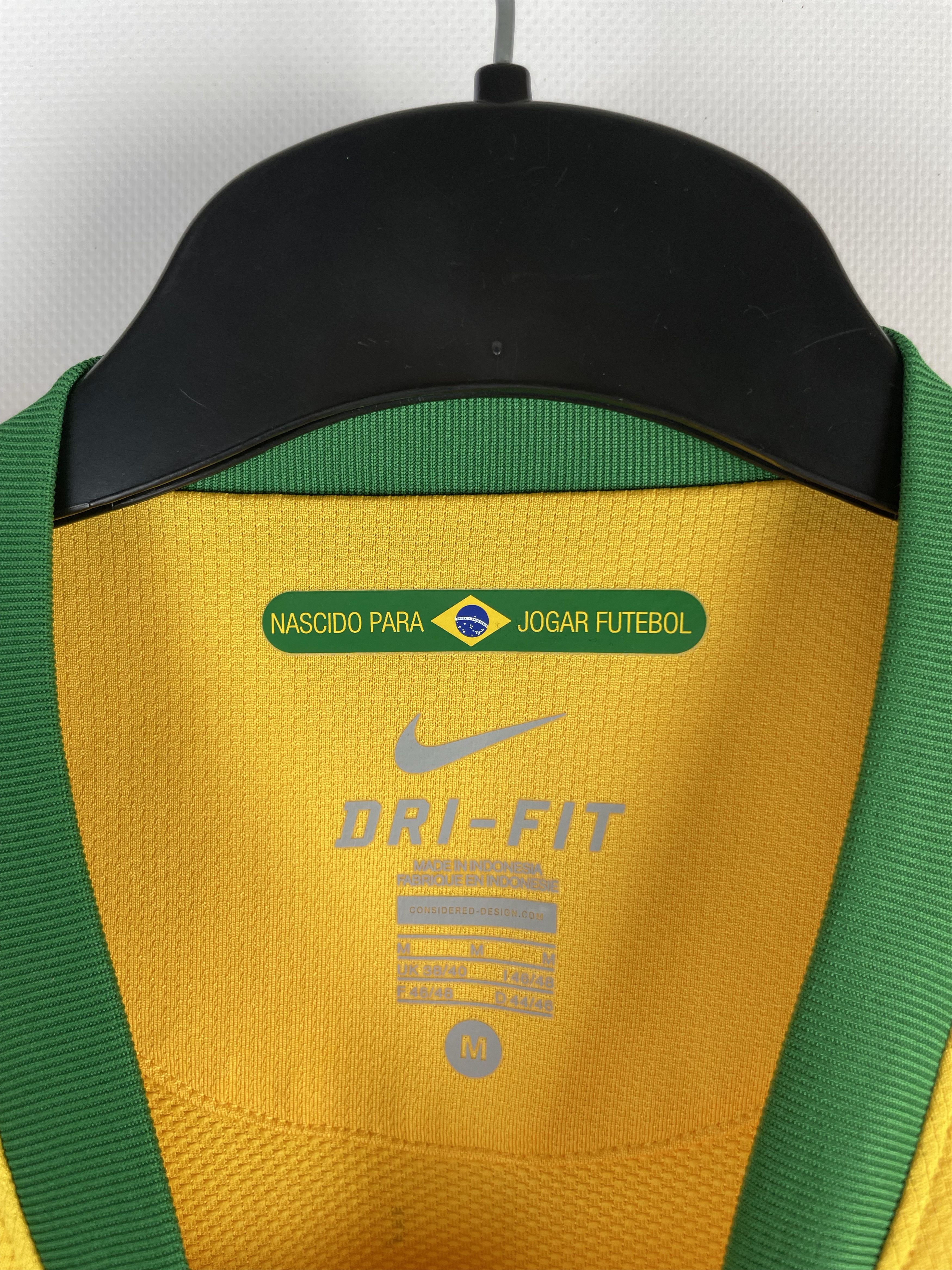 Nike Vintage Brazil Nike Soccer Jersey Size US M / EU 48-50 / 2 - 4 Thumbnail