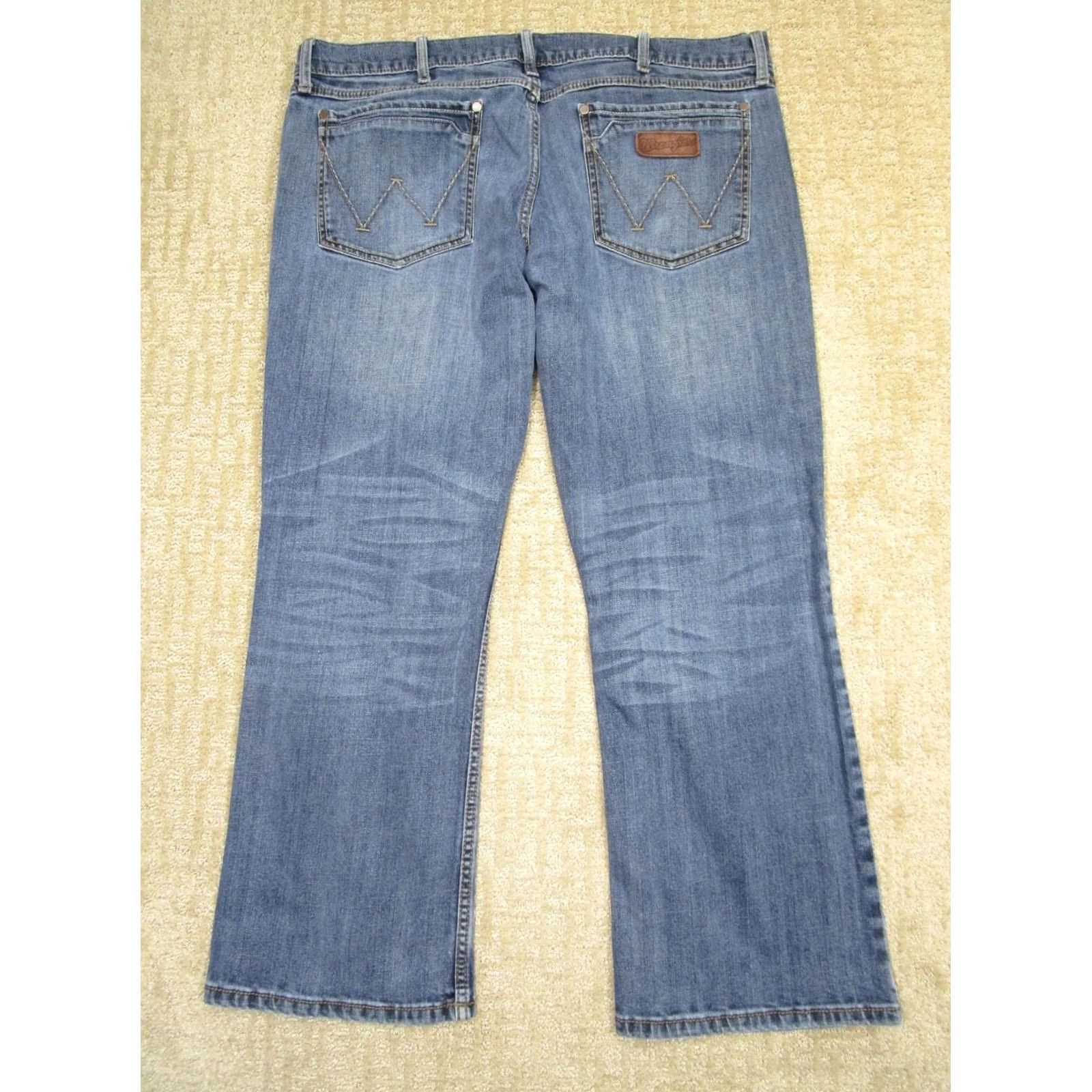 Wrangler Wrangler Retro Jeans Men 38x30 Light Blue Bootcut Slim Fit Denim 5-Pocket Wrangler Retro Jeans Mens Boots Cut Cowboy Hipster Retro Style? Size US 38 / EU 54 - 4 Thumbnail