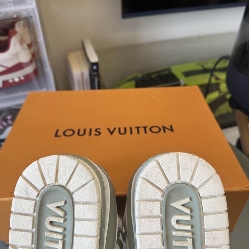 Louis Vuitton Louis Vuitton Low Top Trainer in Dark Green -2508 Size US 8.5 / EU 41-42 - 4 Thumbnail