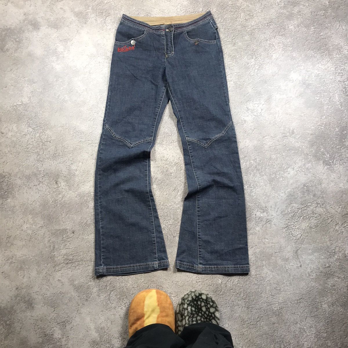 Vintage Vintage Y2K Flared Distressed Baggy Jeans Grunge Skate 27 Size 27" / US 4 / IT 40 - 2 Thumbnail