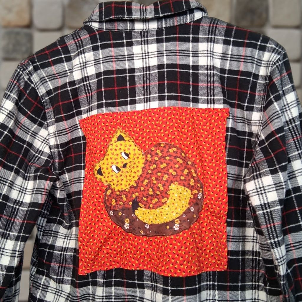 Chaps Reworked Handmade Cat Patch Flannel Shirt Women PS Petite Large Zip Black Plaid Knit? Size S / US 4 / IT 40 - 1 Thumbnail