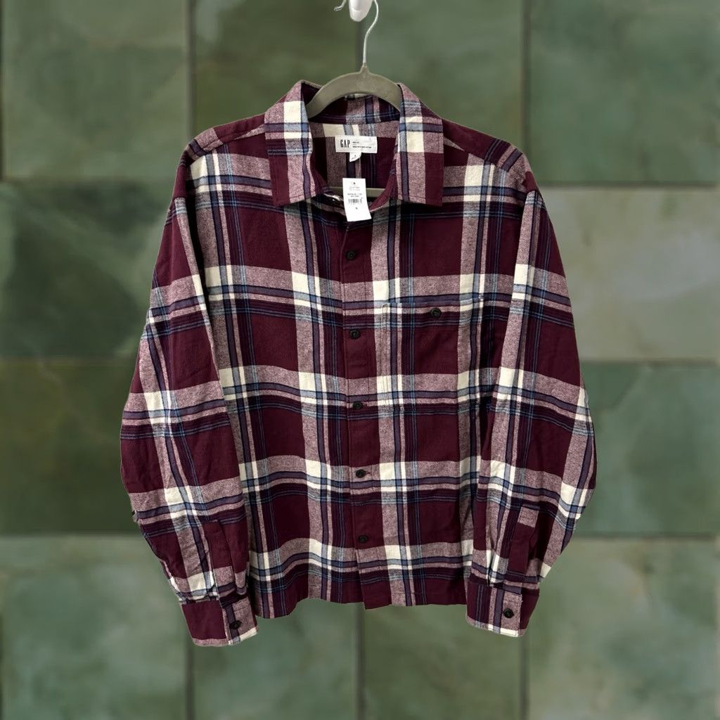 Gap Gap Boxy Fit Flannel Shirt Mens Small Maroon Plaid 100% Cotton Button-Down NWT Regular Fit Clothing Size US S / EU 44-46 / 1 - 1 Thumbnail
