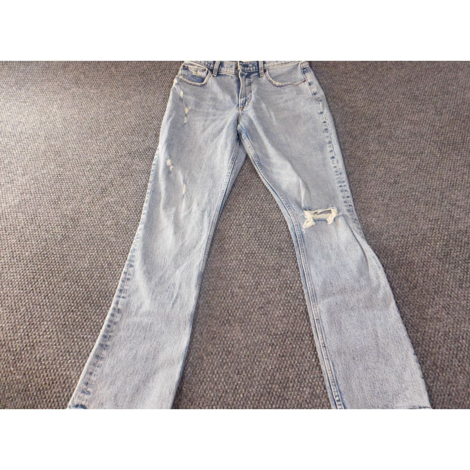 Abercrombie & Fitch Abercrombie & Fitch Womens Jeans 10 Blue High Rise Skinny 90s Distressed, Light Wash, Zipper, Denim, 30 Inseam, Regular Women Shoes? Size 32" / US 10 / IT 46 - 2 Thumbnail