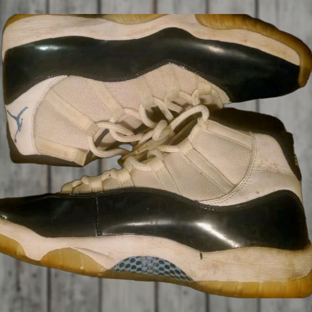 Jordan Brand Nike Air Jordan Retro 11 High Mens Size 10.5M Rubber White Patent Leather Sneaker 2017 378037-100 Size US 11 / EU 44 - 1 Thumbnail