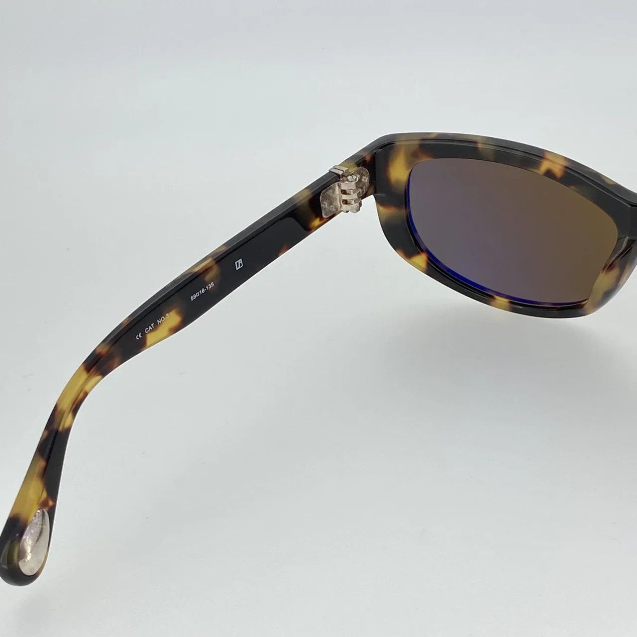 Ann Demeulemeester Ann Demeulemeester Sunglasses Cat Eye Tortoise and Brown Size ONE SIZE - 7 Thumbnail