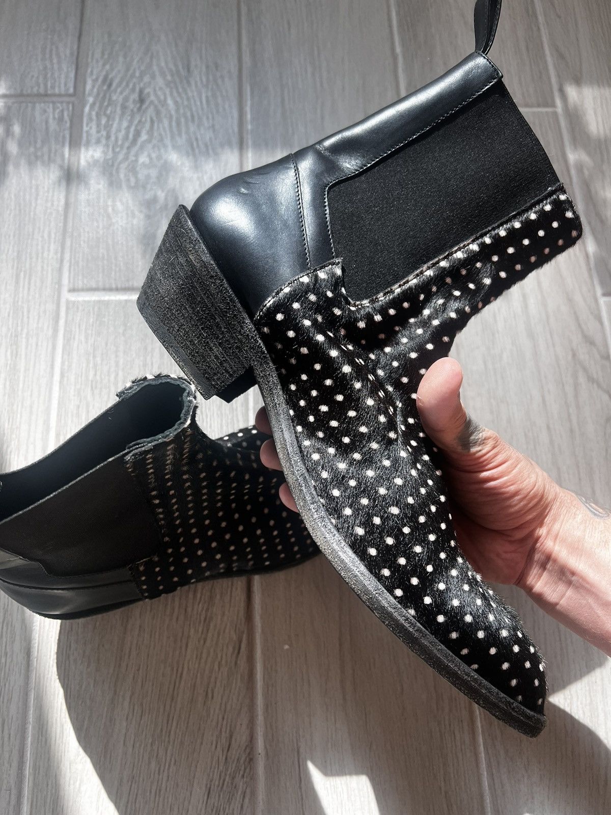 Haider Ackermann Haider Ackermann black polka dot Elasticated Chelsea boots Size US 10 / EU 43 - 17 Thumbnail