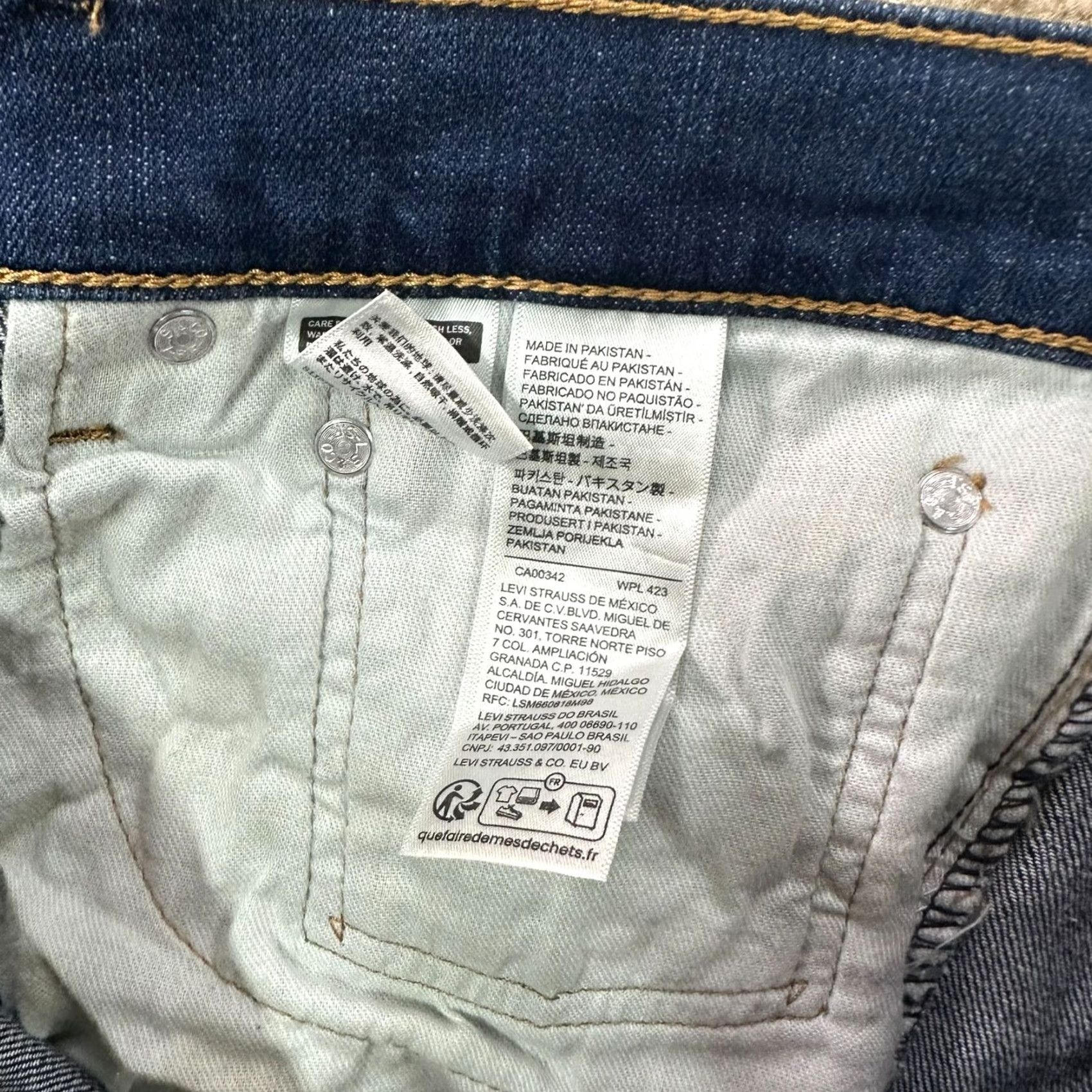 Levi's VINTAGE Levi's 527 Jeans 5-Pocket Design Men 38x30 Blue Denim Slim Bootcut Cadet Western Cowboy Size US 38 / EU 54 - 5 Thumbnail
