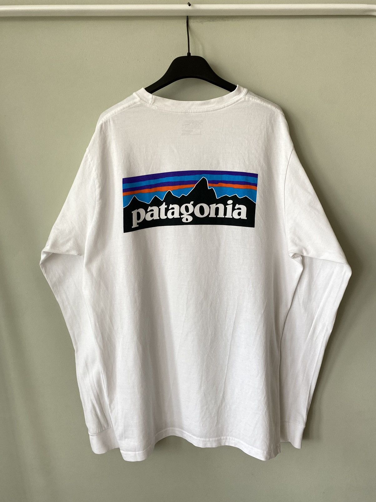 Patagonia Patagonia logo long sleeve t shirt Size US L / EU 52-54 / 3 - 1 Thumbnail