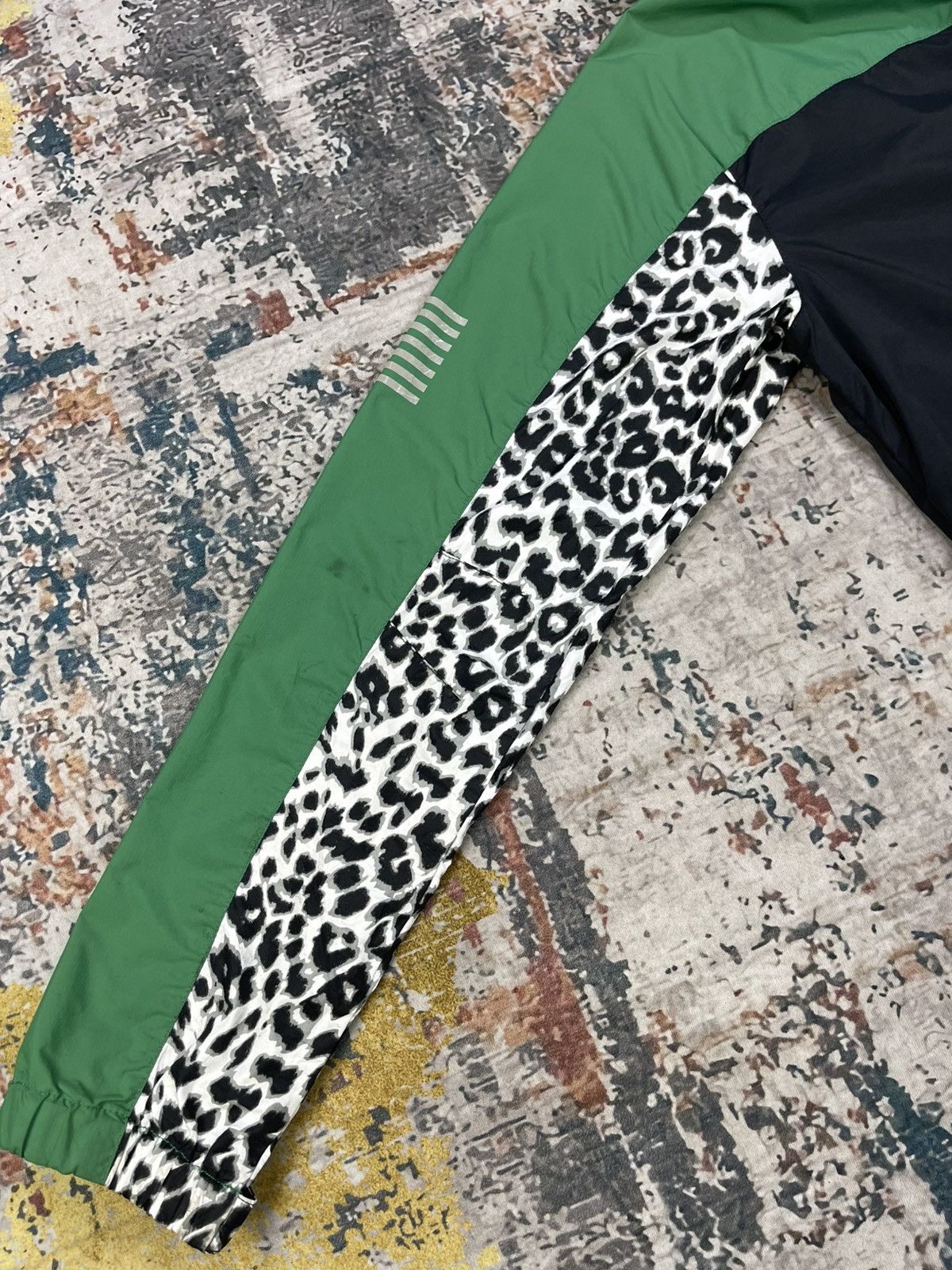 Tommy Hilfiger Vtg Tommy NYC Leopard Print Lightweight Jacket Size US M / EU 48-50 / 2 - 3 Thumbnail
