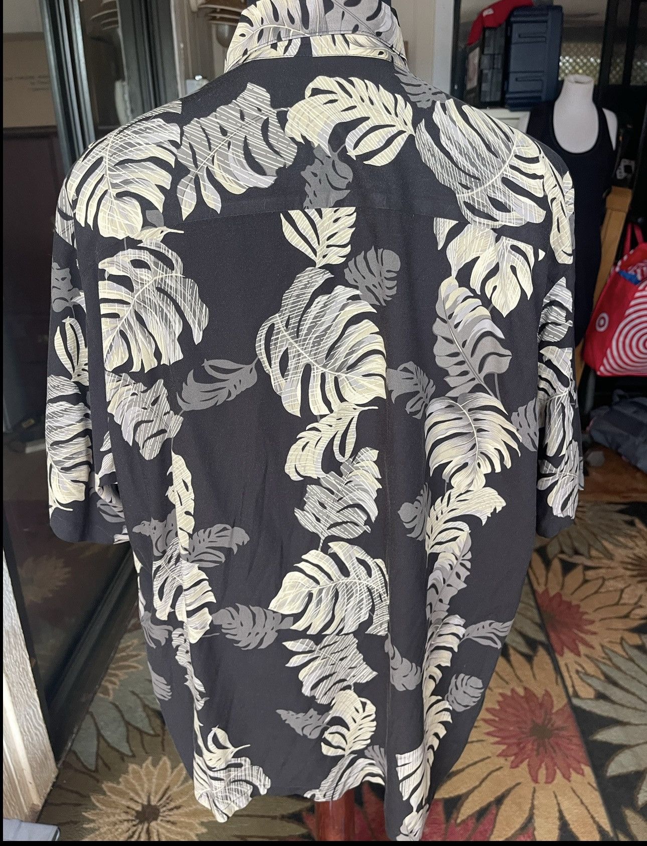 Tori Richard Tori Richard Hawaiian Print Black/Gray Full Button Men's XL Size US XL / EU 56 / 4 - 2 Thumbnail