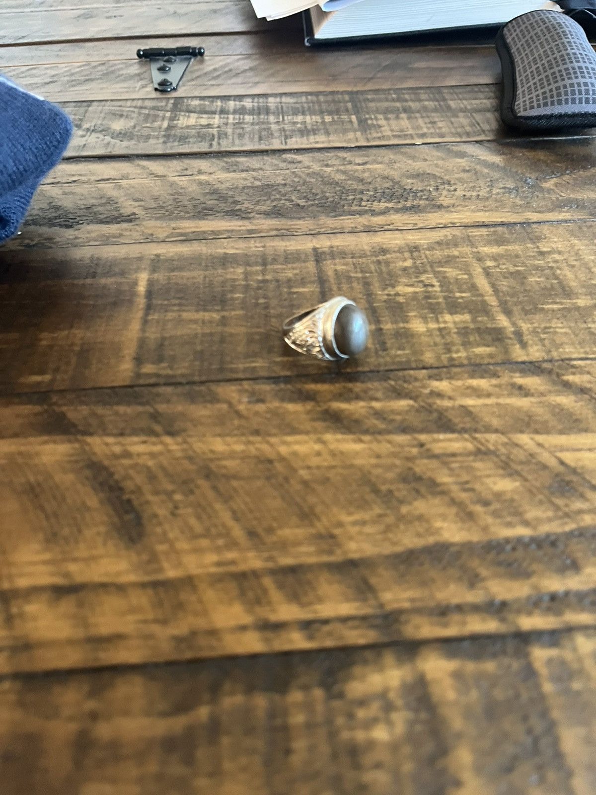 Vintage Brown Signet Ring Size ONE SIZE - 1 Thumbnail