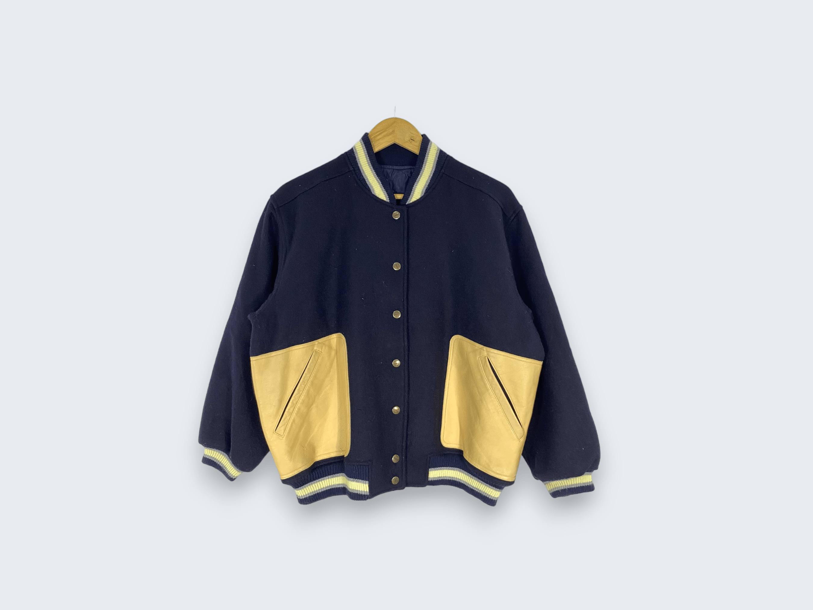 Vintage Vintage Femme Laurel Po Ro Varsity Jacket Wool Size US M / EU 48-50 / 2 - 3 Thumbnail