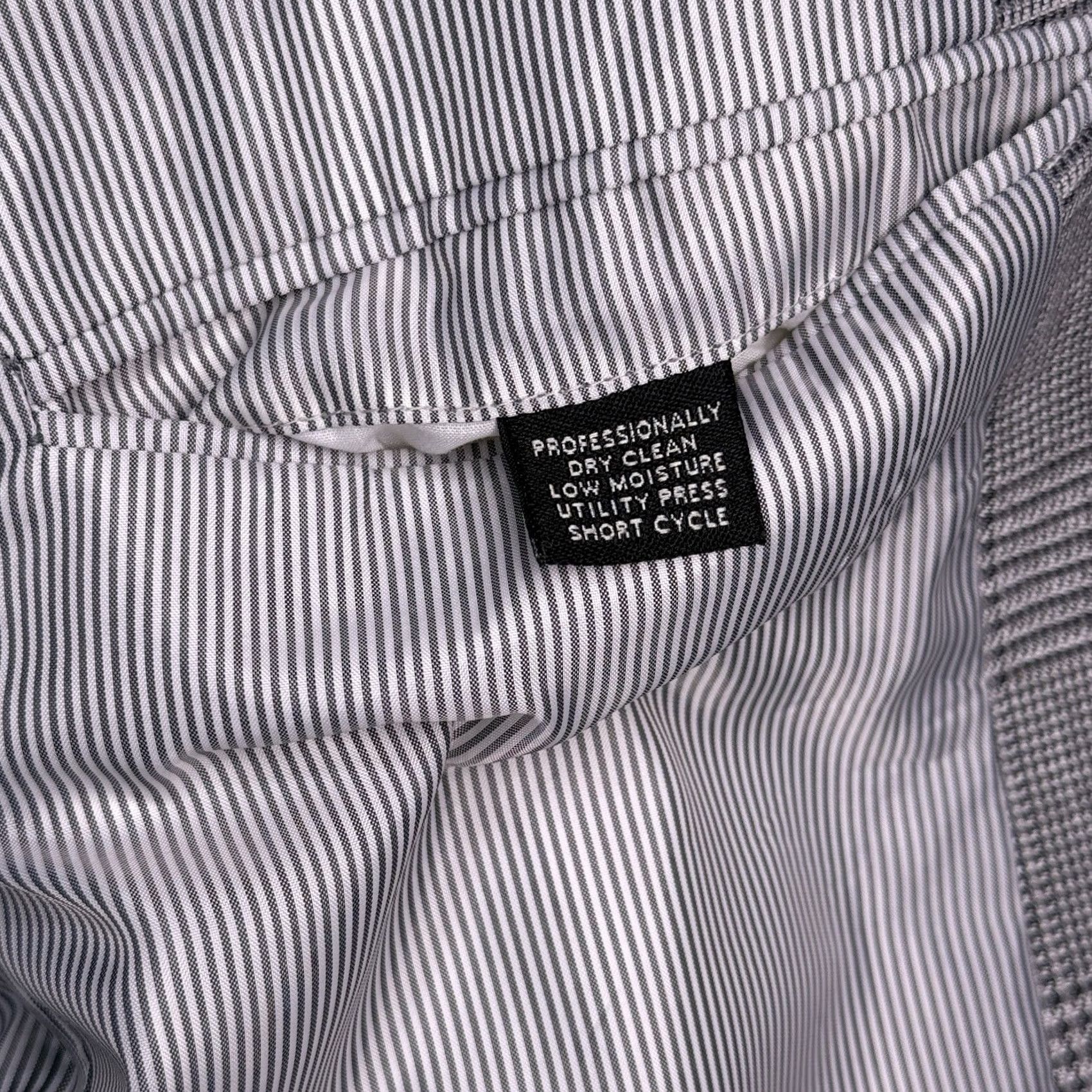 Jos. A. Bank Jos. A. Bank Blazer 44R Gray Linen Wool Houndstooth Plaid Sport Coat Men Regular Blazer/Coat Notch Lining Acetate Plaid Vintage? No Size 44R - 7 Thumbnail