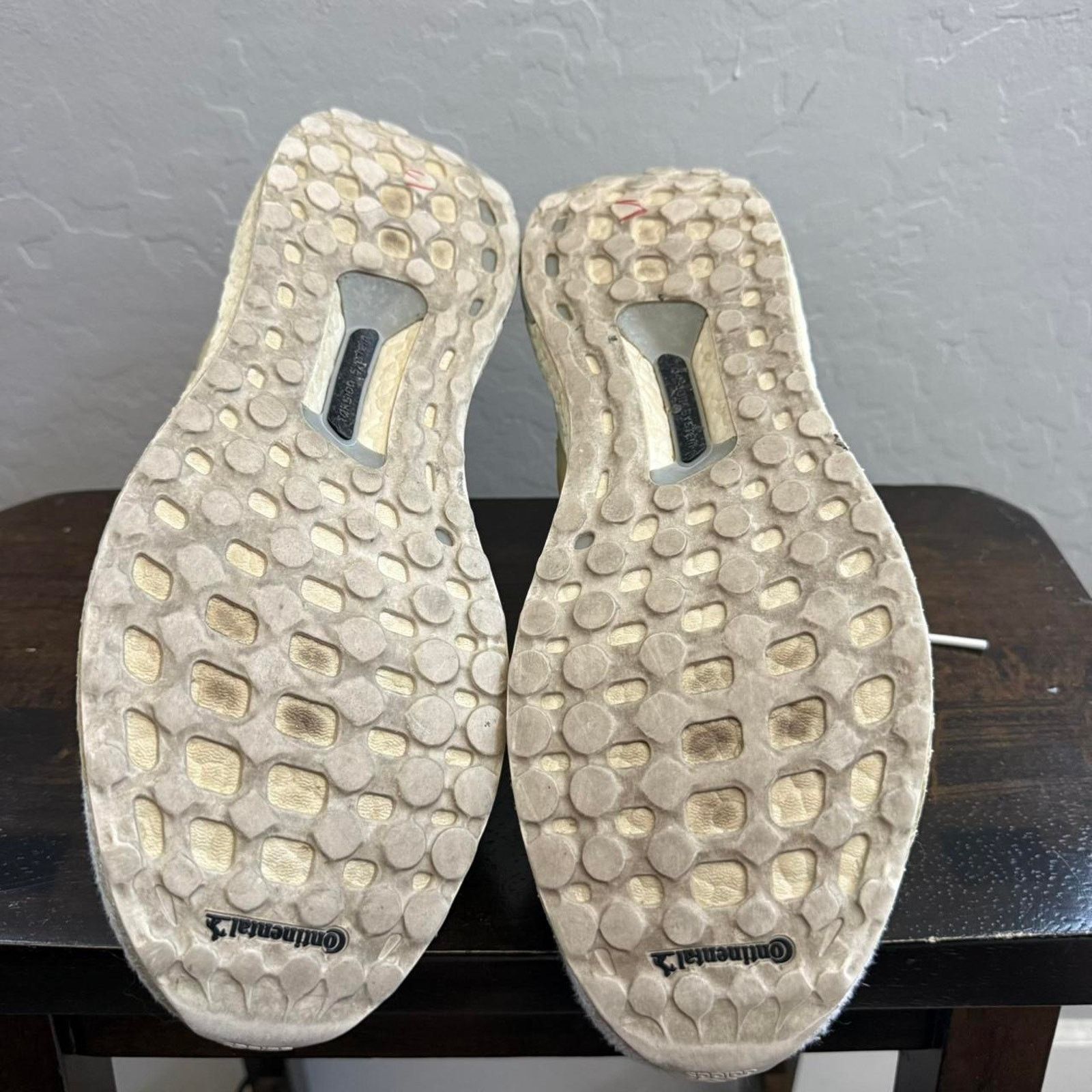 Adidas Adidas Ultraboost All White Size 11 Mens Size US 11 / EU 44 - 8 Thumbnail