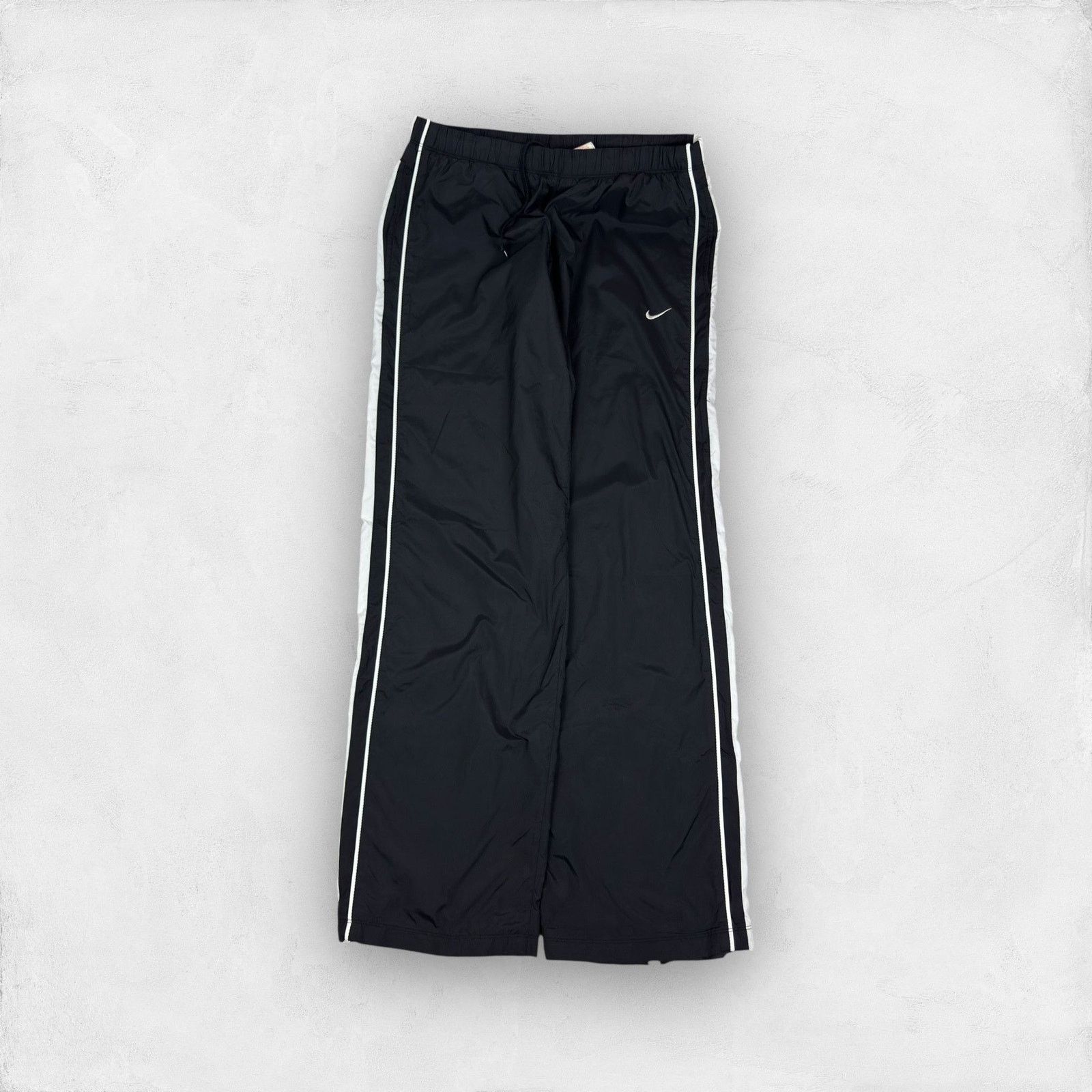 Nike Nike Men's Black Tappered Leg Zipper Hem Track Pants Large Size US 30 / EU 46 - 1 Thumbnail