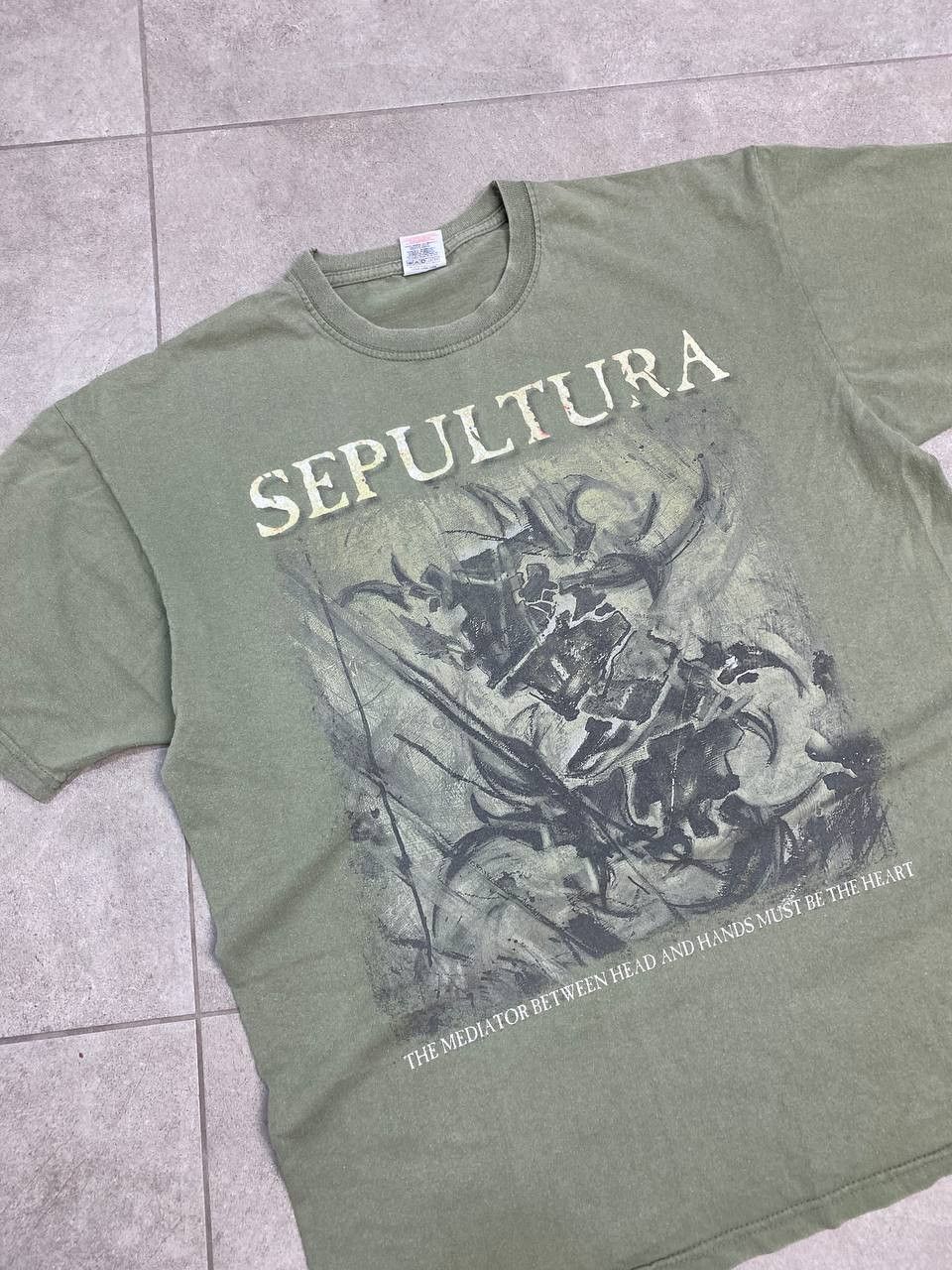 Band Tees Vintage Sepultura The Mediator Album Promo T-Shirt Size US L / EU 52-54 / 3 - 4 Thumbnail