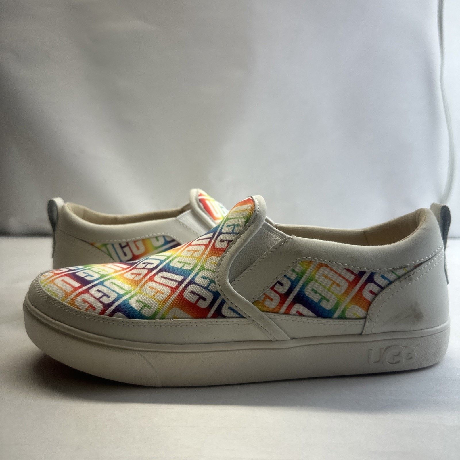 Ugg UGG CAPLAN RAINBOW GIRLS SLIP-ON SNEAKERS SHOES SIZE 6 Size US 6 / IT 36 - 1 Thumbnail