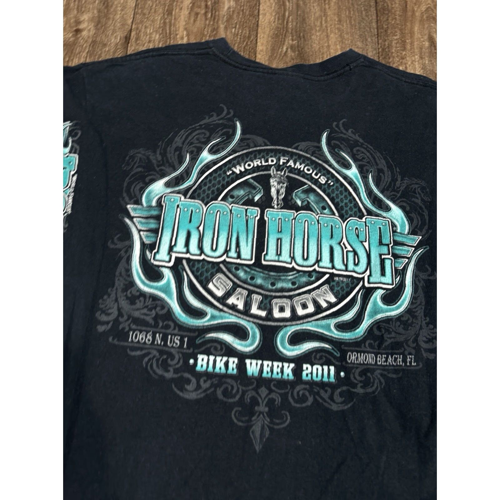 Gildan VINTAGE Iron Horse Saloon Biker Motorcycle Grunge Cyber Goth Grunge Black Y2K Tee VTG Gildan T-Shirt Long Sleeve M Black Mens/Womens Size US M / EU 48-50 / 2 - 4 Thumbnail