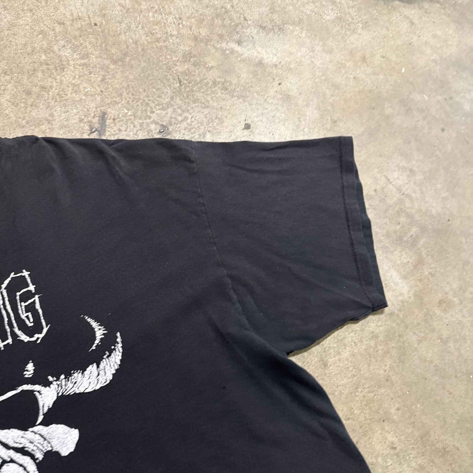 Band Tees Vintage Danzig Shirt Mens 2XL Black 90s Skate Band Tee Size US XXL / EU 58 / 5 - 3 Thumbnail