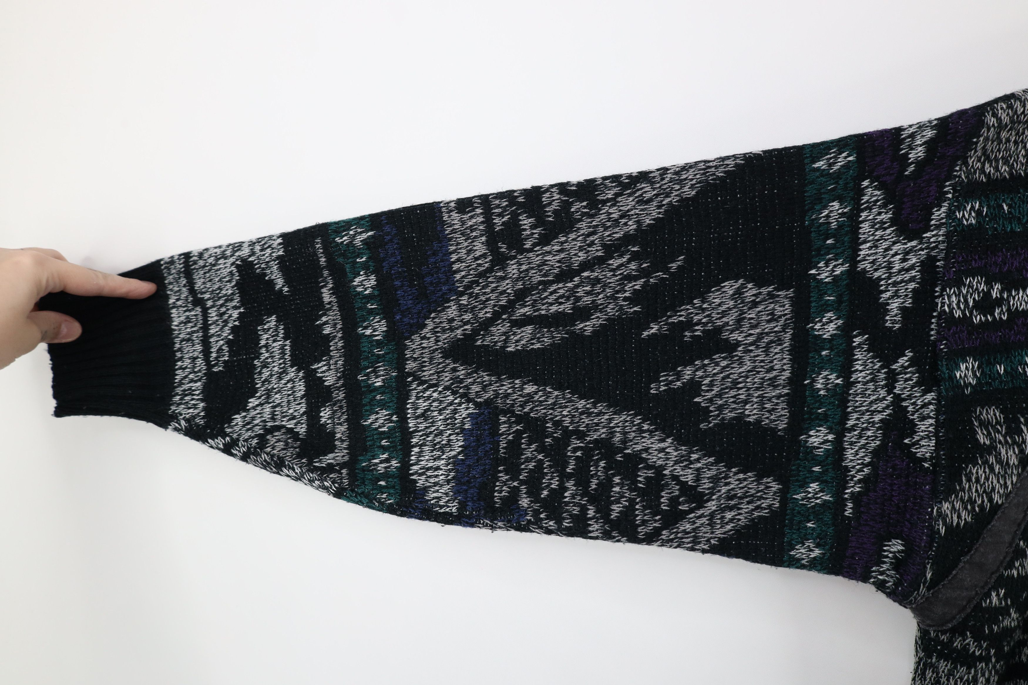 Vintage Vintage 90s Coogi Style Fiesta Southwestern Knit Sweater Size US XL / EU 56 / 4 - 6 Thumbnail