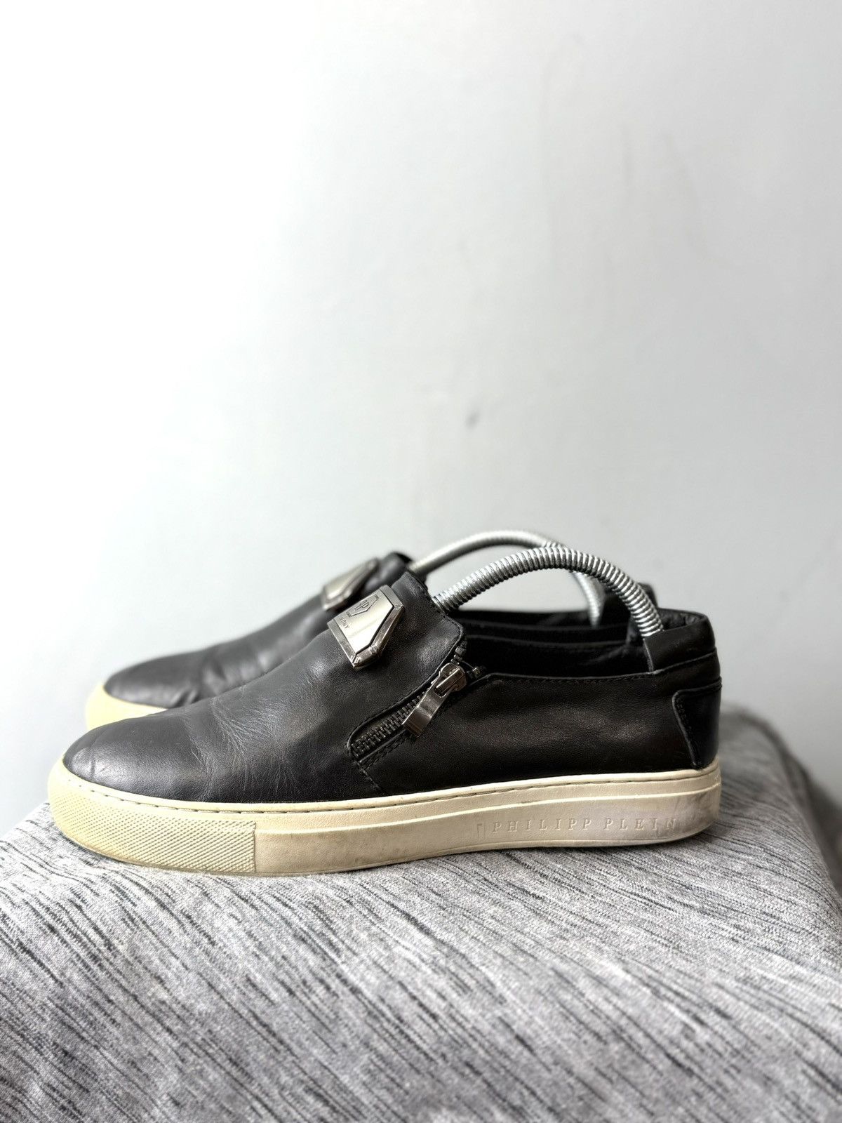 Philipp Plein Philipp Plein Sneakers Low Top Sneakers Us6.5 39 size Size US 6.5 / EU 39-40 - 2 Thumbnail