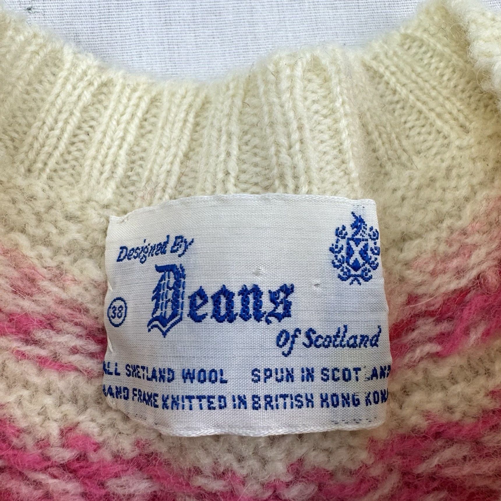 Vintage VINTAGE Deans Of Scotland Sweater Womens 38 Cream 1970s 100% Wool Shetland Size S / US 4 / IT 40 - 4 Thumbnail