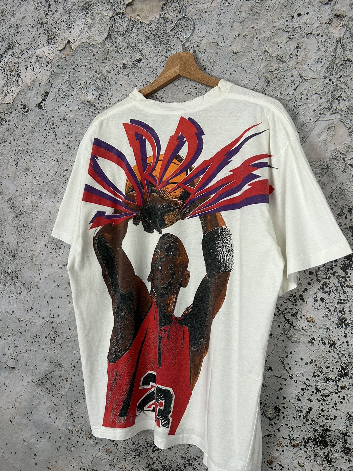 Jordan Brand Vintage Nike Grey Tag Jordan NBA Ultra Rare 90s Graphic Tee Size US M / EU 48-50 / 2 - 3 Thumbnail