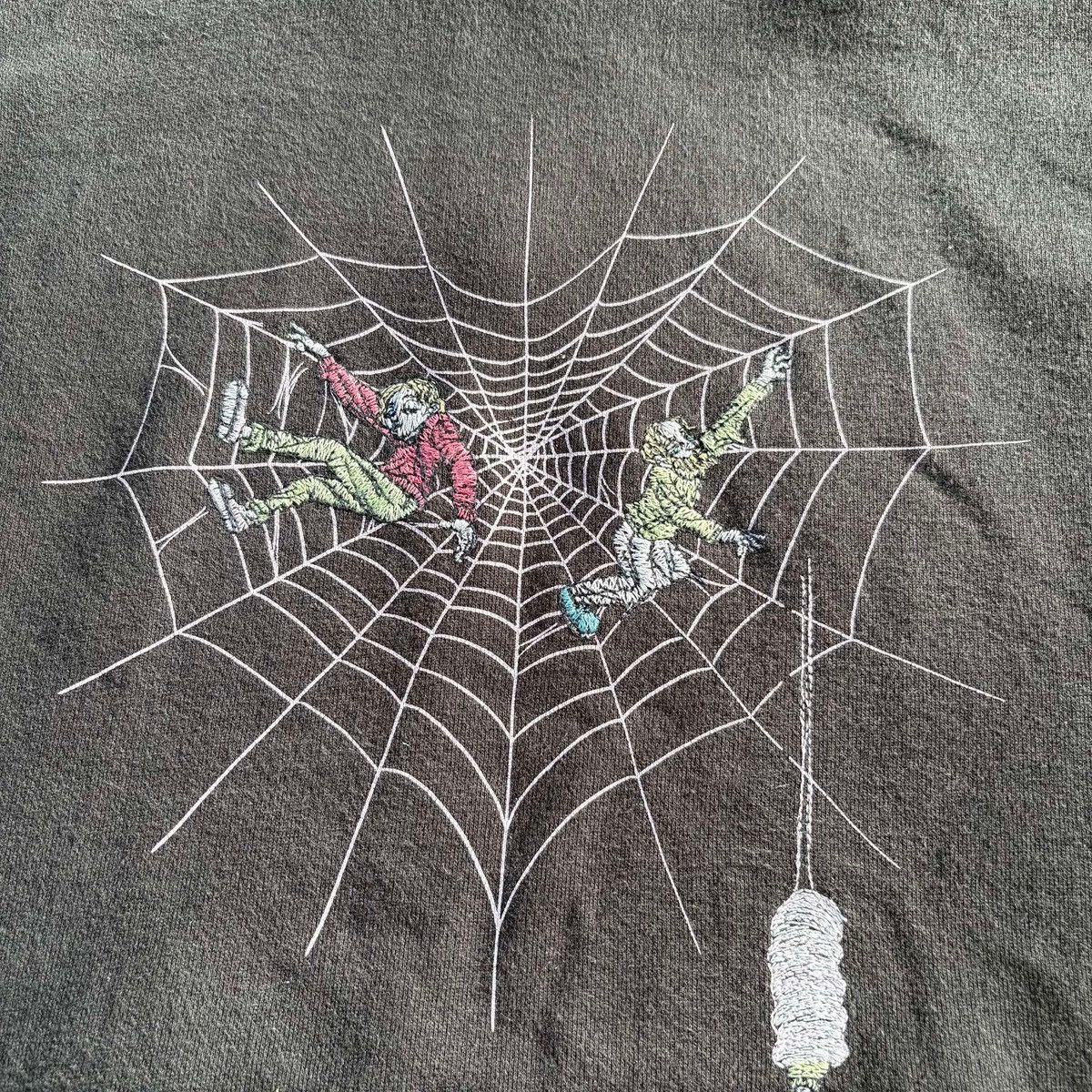 Vintage Left Alone Japan Embroidery Hoodie Spider Web Graphic Faded Size US M / EU 48-50 / 2 - 13 Thumbnail