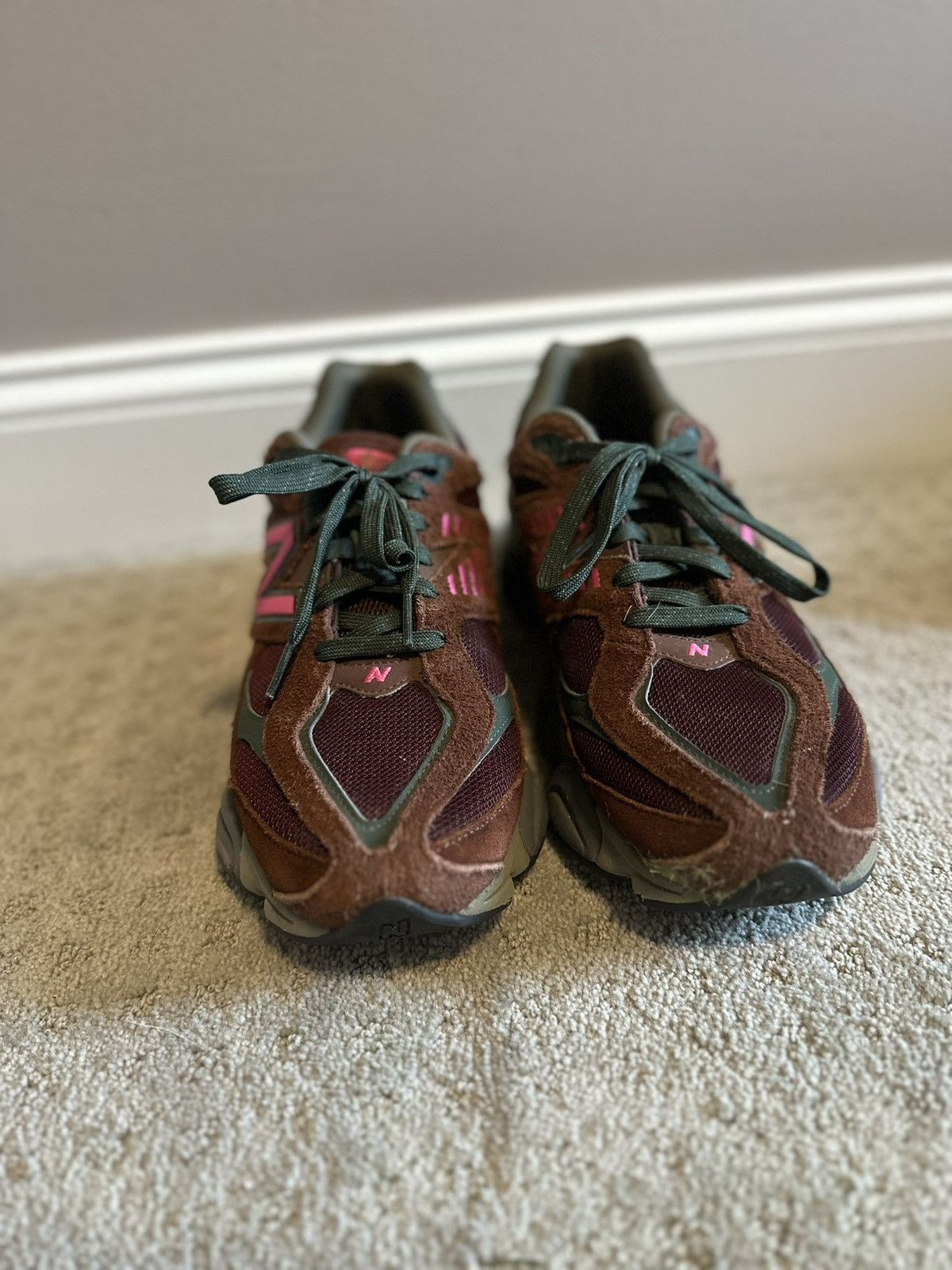New Balance New Balance 9060 Burgundy Pink Size US 11 / EU 44 - 1 Thumbnail